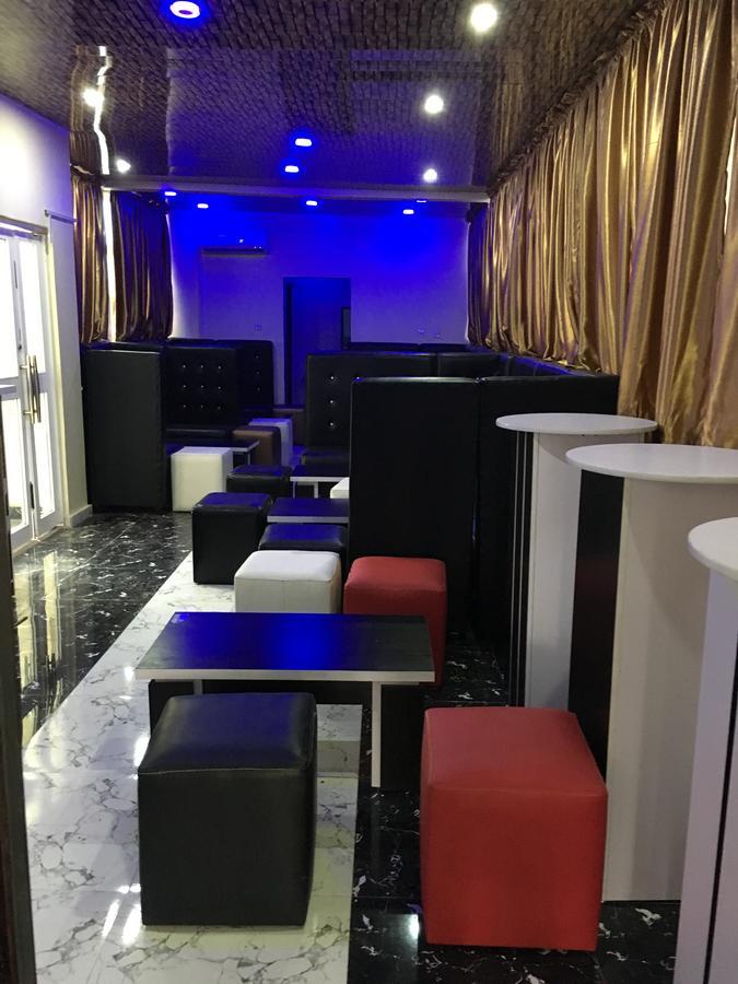 Toprate Luxury Hotel Owerri 外观 照片